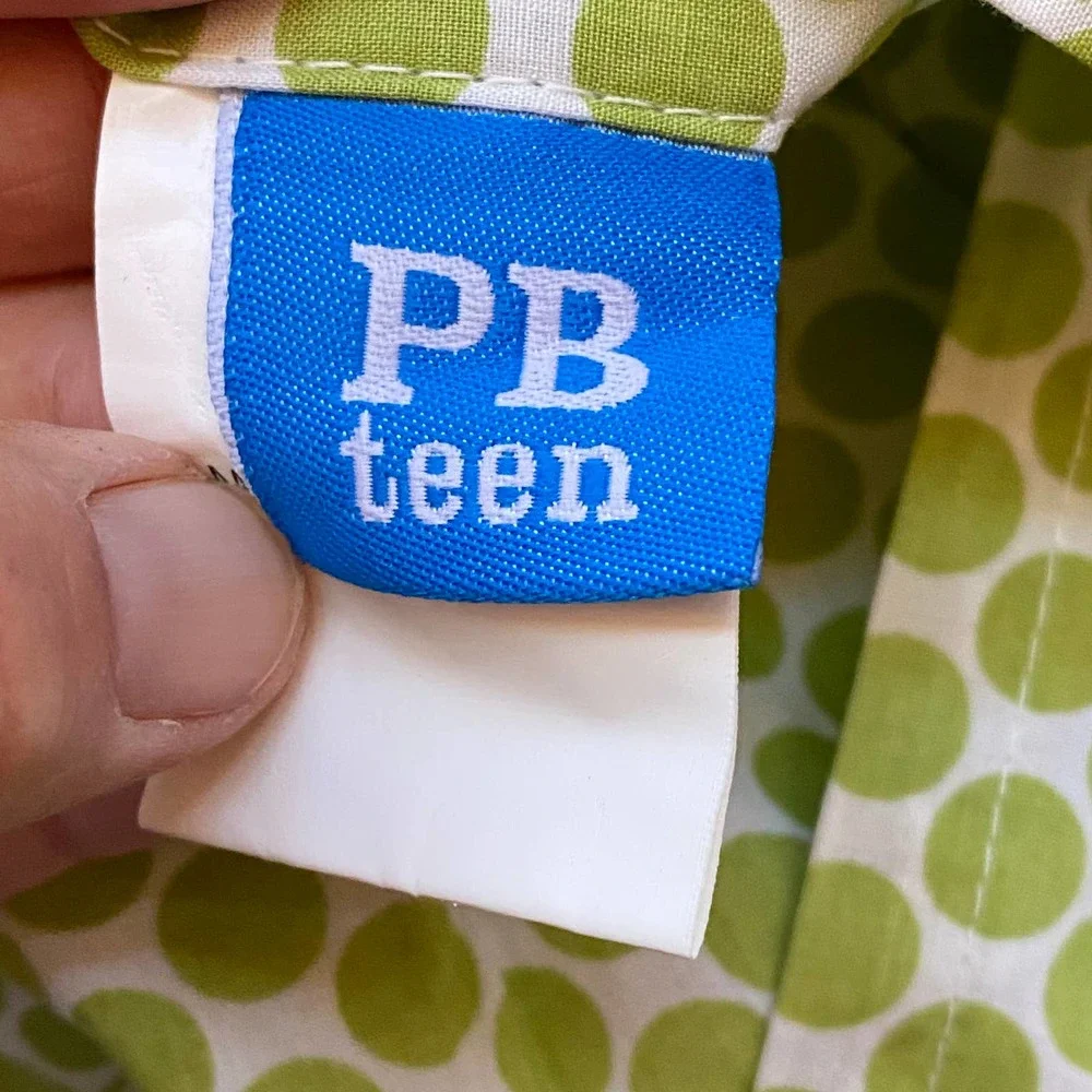 PB‎ Teen Set of 2 Square Quilted Floral Pattern Green Polka Dot Pillow Shams